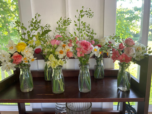 Small Table Vase Arrangements, Subscription